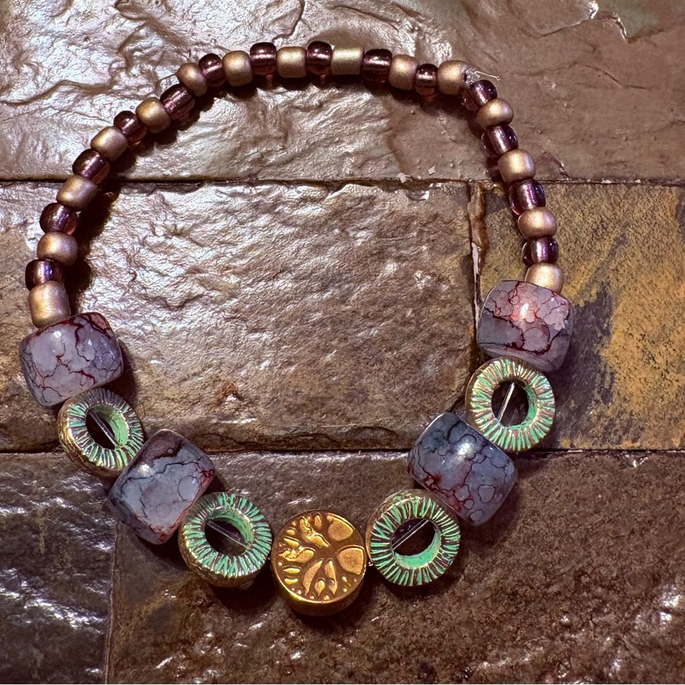 Elegant Beaded Necklace with Earthy Tones